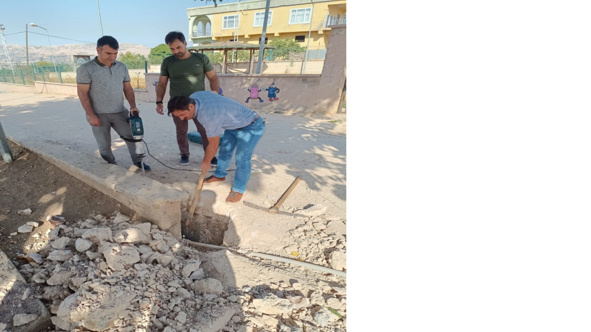 Okulumuzun Şebeke Suyu Hattı Onarıldı.